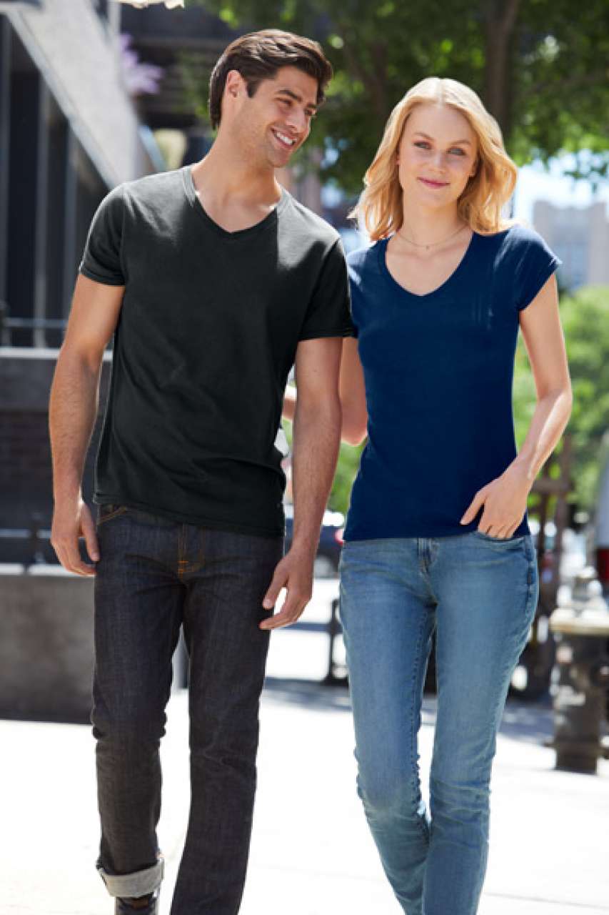 SOFTSTYLE® FELNŐTT V-NYAKÚ PÓLÓ