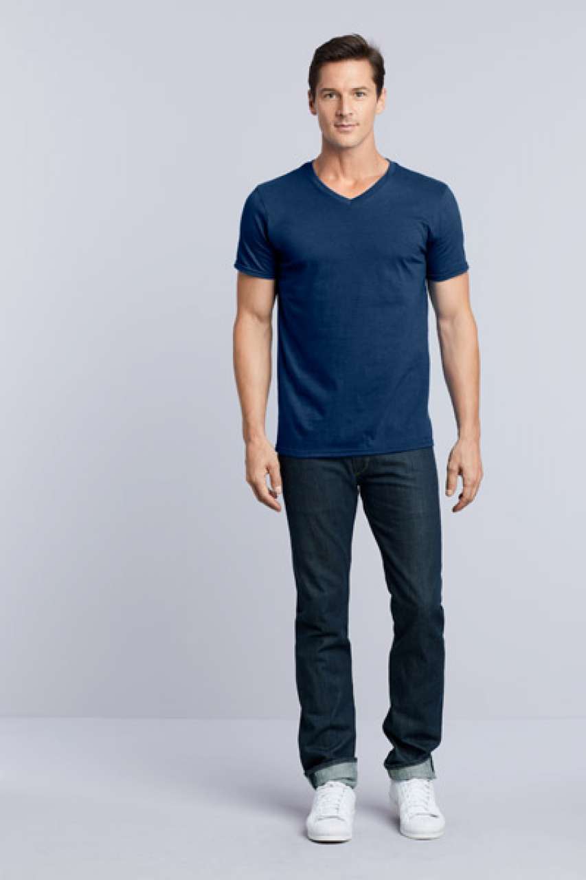 SOFTSTYLE® FELNŐTT V-NYAKÚ PÓLÓ