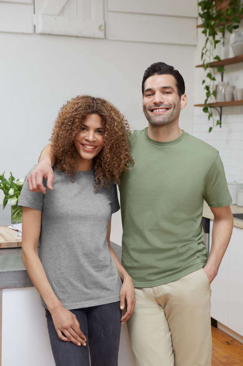 SOFTSTYLE® MIDWEIGHT ADULT T-SHIRT