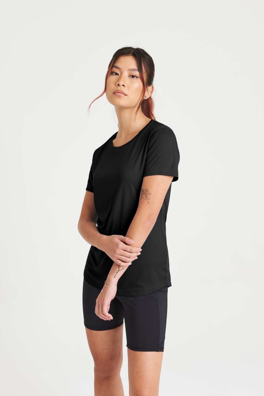 WOMEN'S COOL SMOOTH T