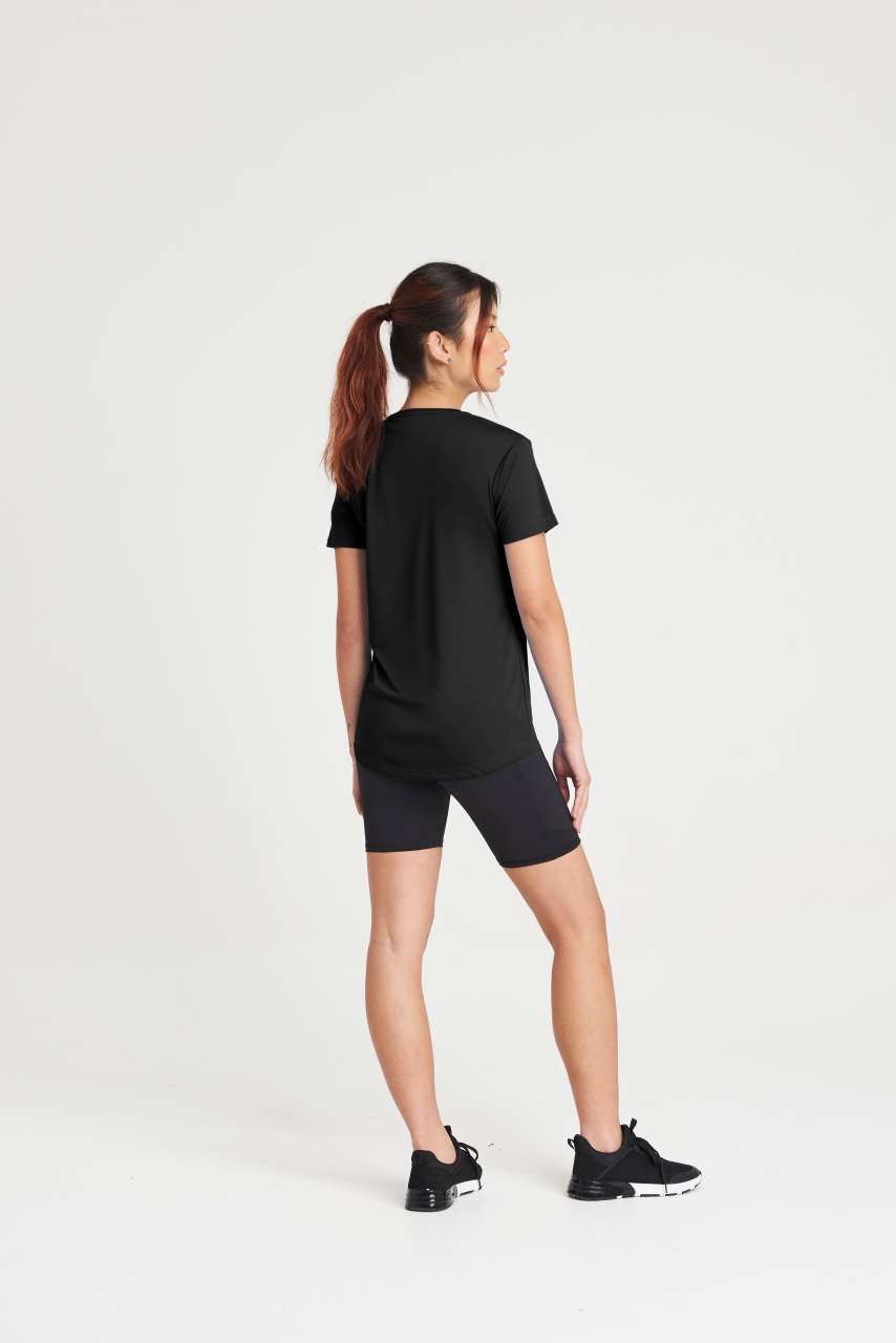 WOMEN'S COOL SMOOTH T