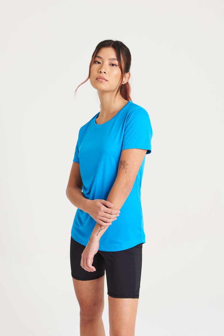 WOMEN'S COOL SMOOTH T