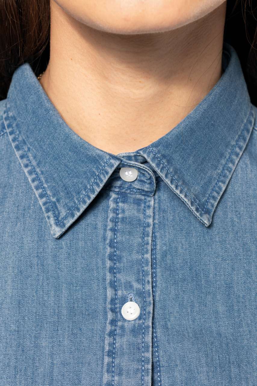 LADIES’ DENIM SHIRT