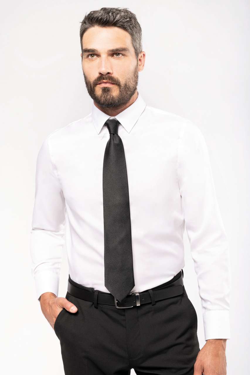 MEN'S FITTED LONG-SLEEVED NON-IRON SHIRT
