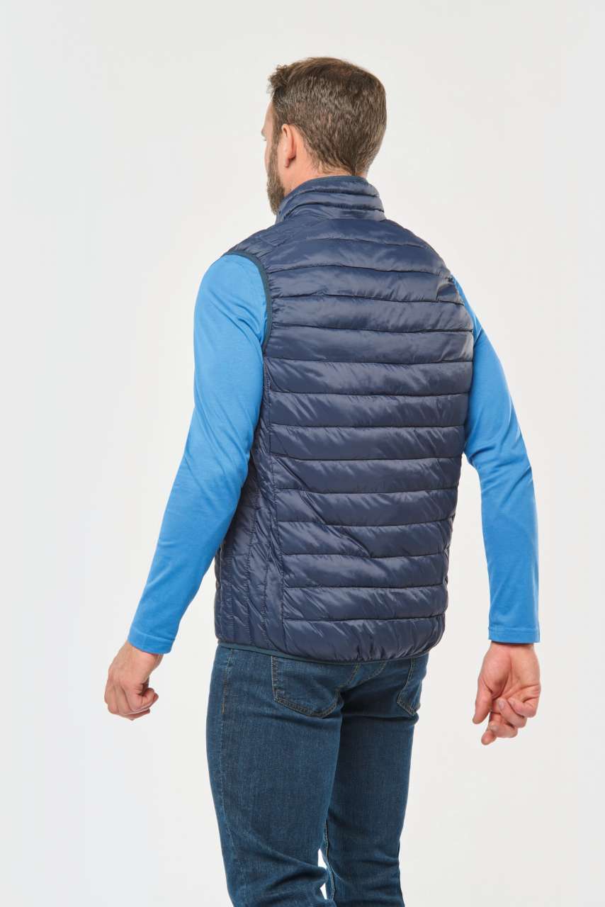 MEN’S LIGHTWEIGHT SLEEVELESS FAKE DOWN JACKET