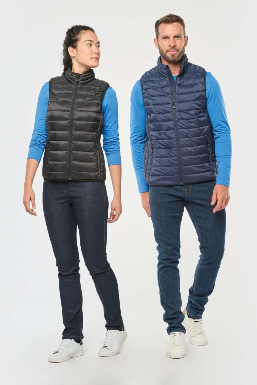 MEN’S LIGHTWEIGHT SLEEVELESS FAKE DOWN JACKET