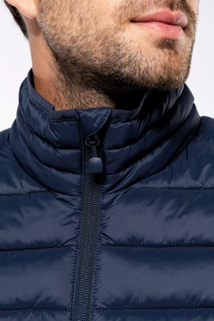 MEN’S LIGHTWEIGHT SLEEVELESS FAKE DOWN JACKET