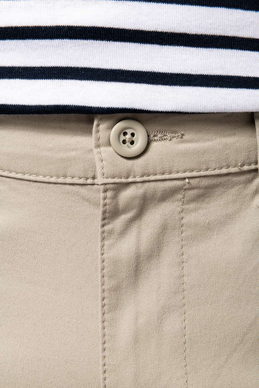 MEN'S CHINO TROUSERS