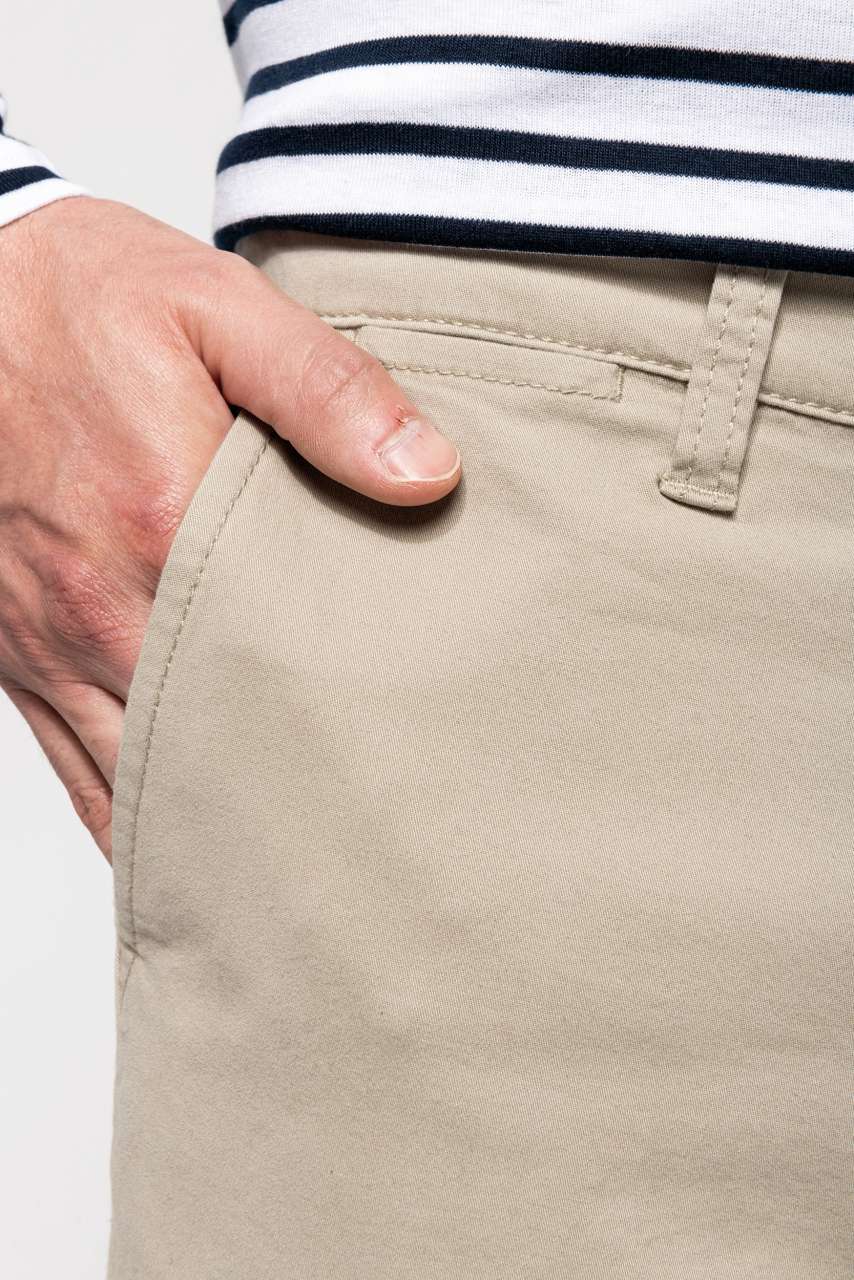 MEN'S CHINO TROUSERS