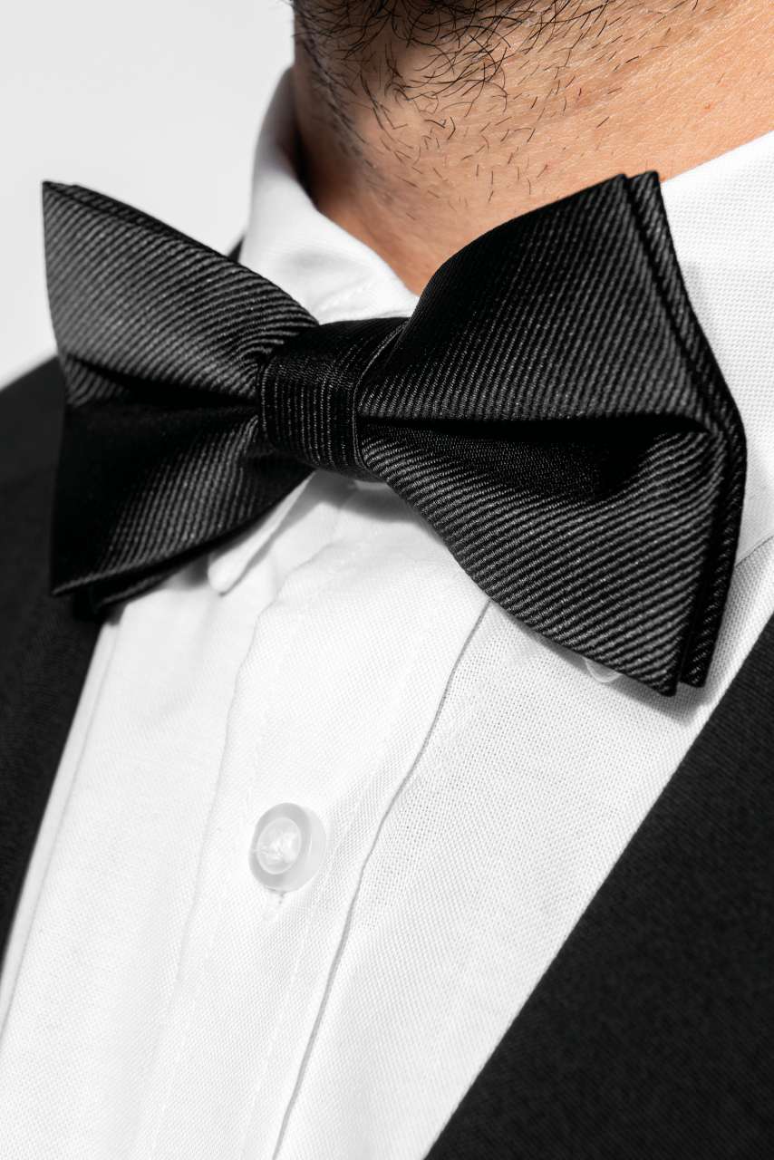 BOW TIE