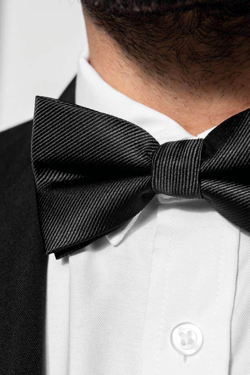 BOW TIE