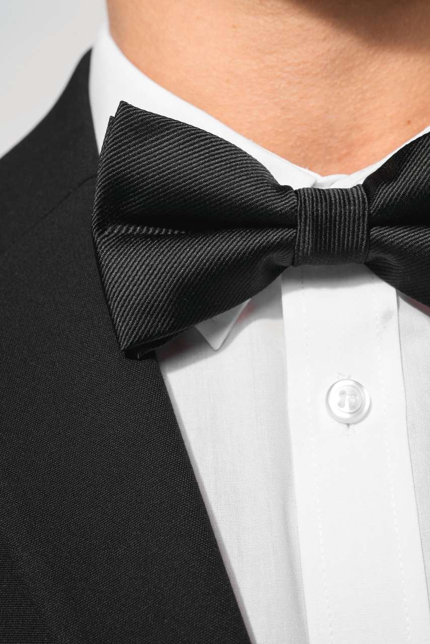 BOW TIE