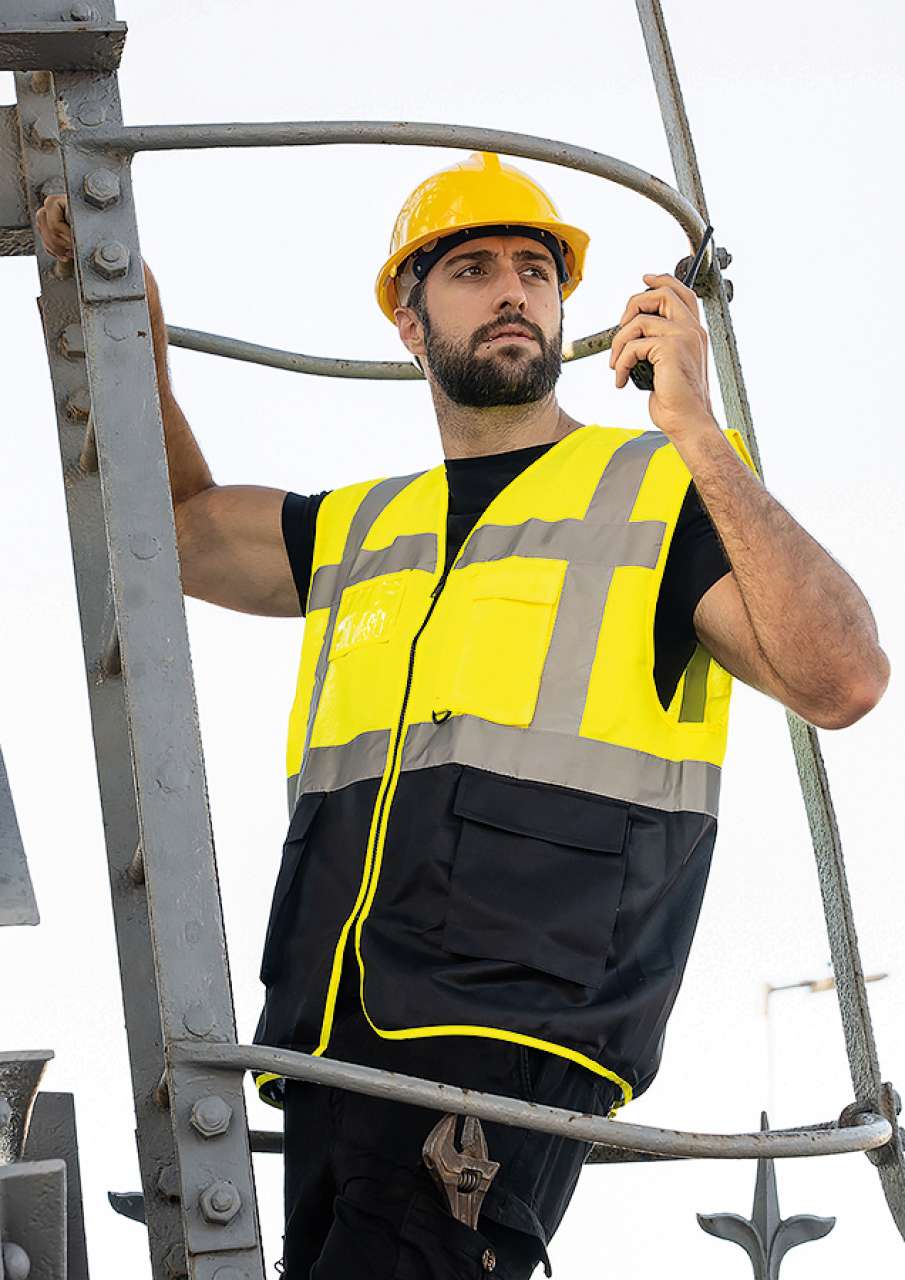 COMFORT EXECUTIVE SAFETY VEST "HAMBURG" - MULTIFUNCTIONAL WITH POCKETS