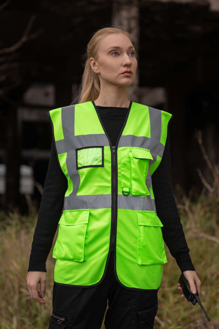 COMFORT EXECUTIVE SAFETY VEST "HAMBURG" - MULTIFUNCTIONAL WITH POCKETS