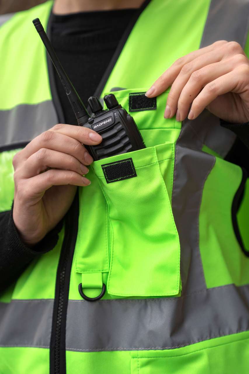 COMFORT EXECUTIVE SAFETY VEST "HAMBURG" - MULTIFUNCTIONAL WITH POCKETS