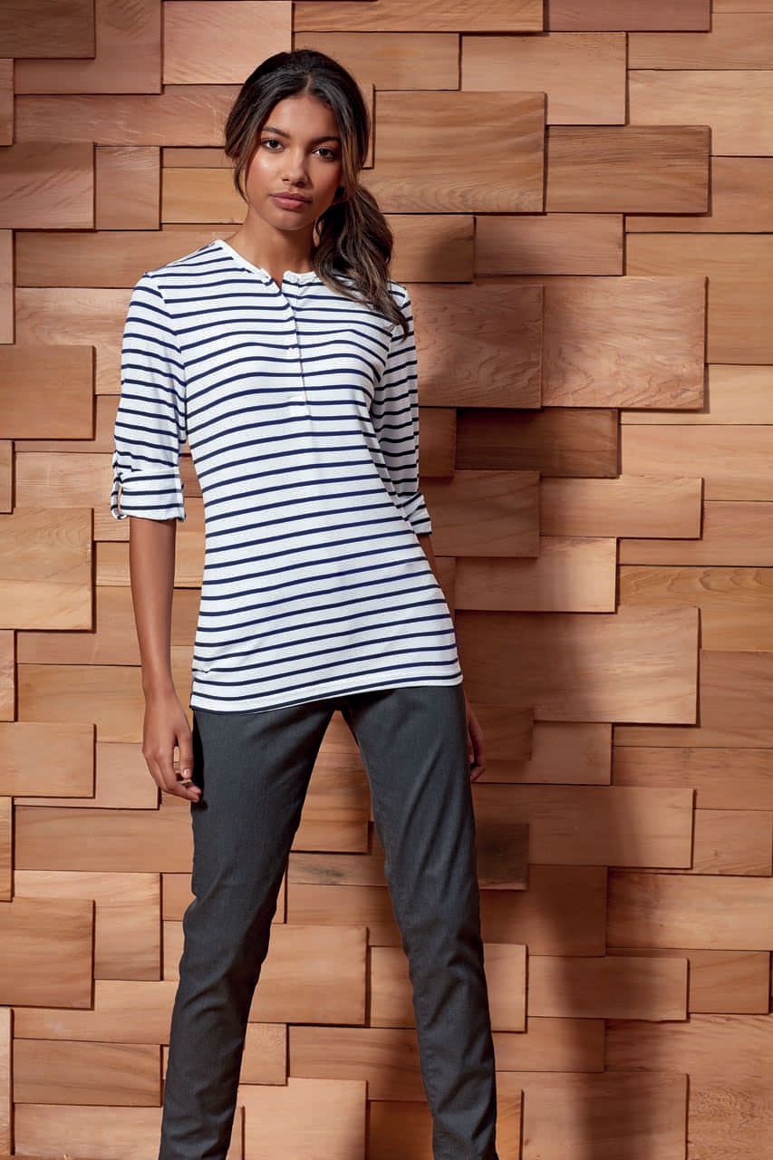 NŐI FELHAJTOTT UJJÚ PÓLÓ