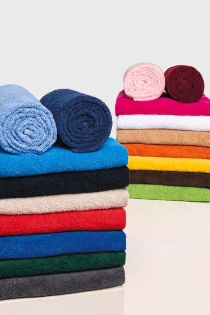 STRAND TÖRÖLKÖZŐ 